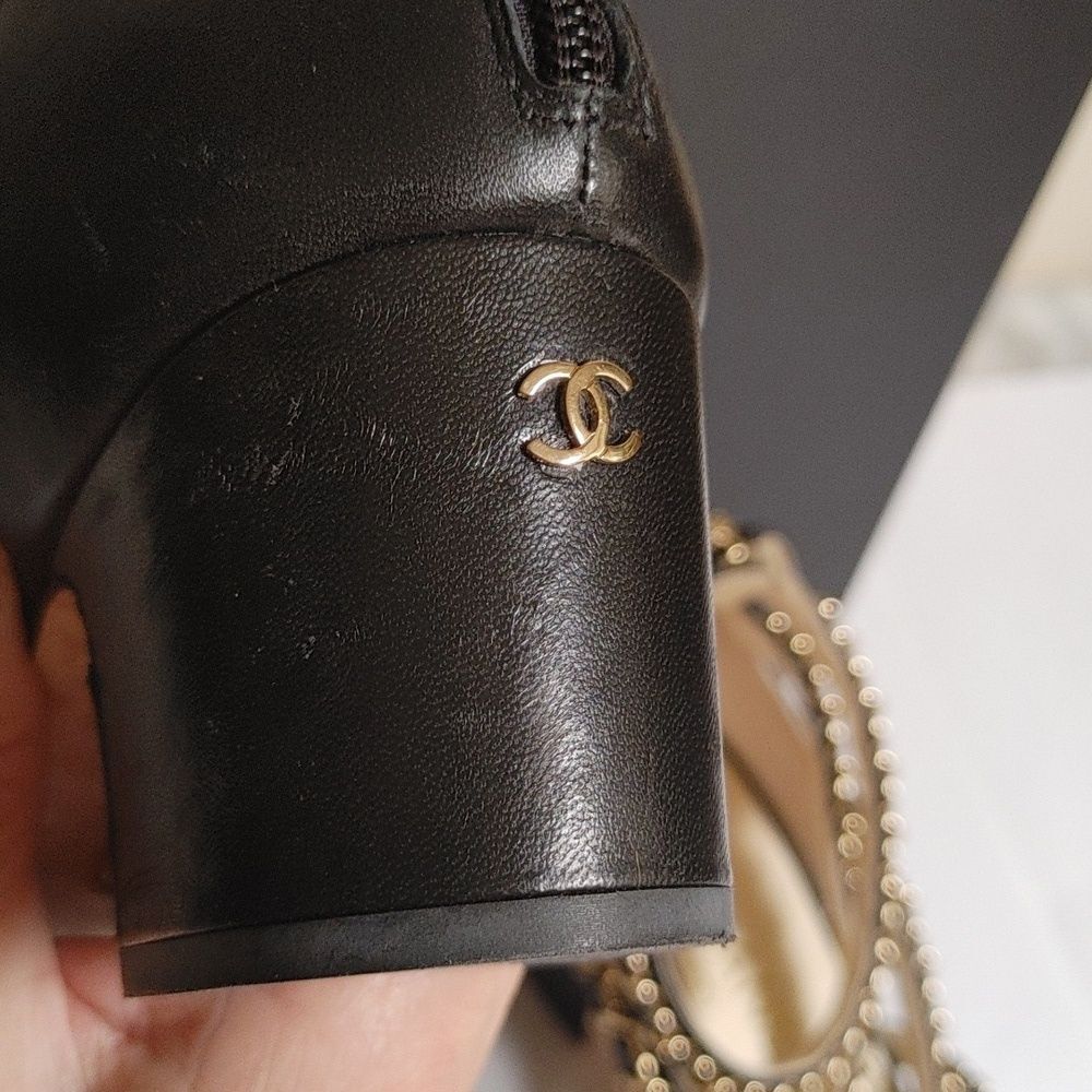 CHANEL Other Open Shoes Lambskin Black Size 40 - Picture 9 of 16